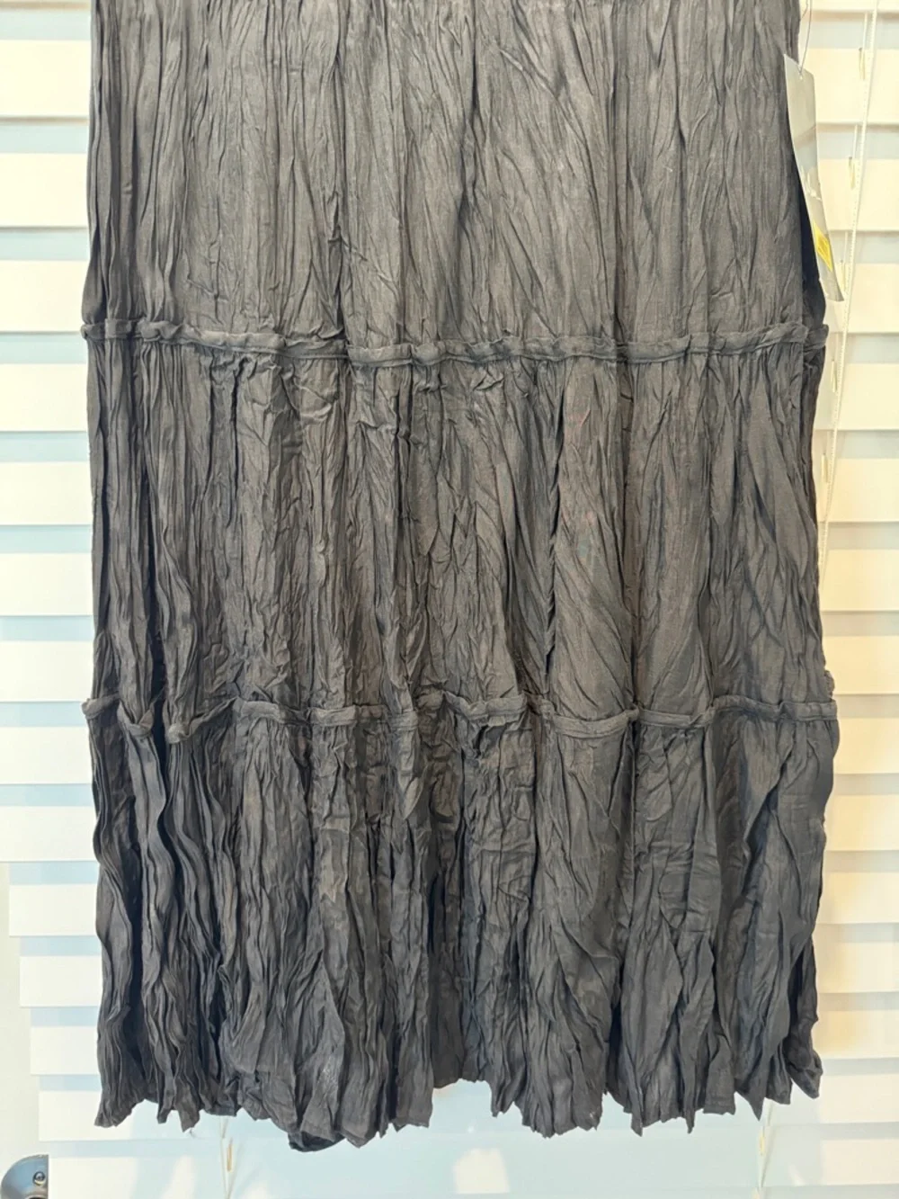 NWT‎ Calessa Tiered Crinkle Texture Midi Women's Large Skirt Flowy Lightweight.